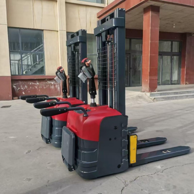 รถยกไฟฟ้า/รถยกพาเลท ขนาด 1.5 ต - Electric Forklift บทวิจารณ์และราคา