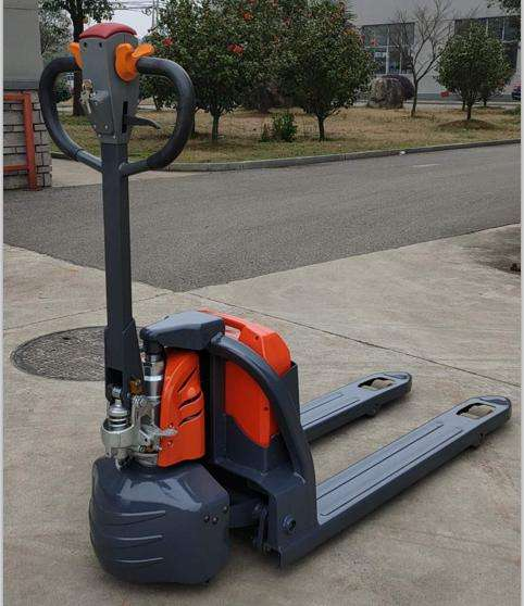 รถยกพาเลทไฟฟ้า รับน้ำหนัก 2000 - Electric Forklift บทวิจารณ์และราคา
